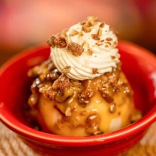 Mickey and Minnie to Debut New Looks for Lookout Cay