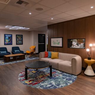 Fantasmic! Dining Packages Now Available Again for Disneyland