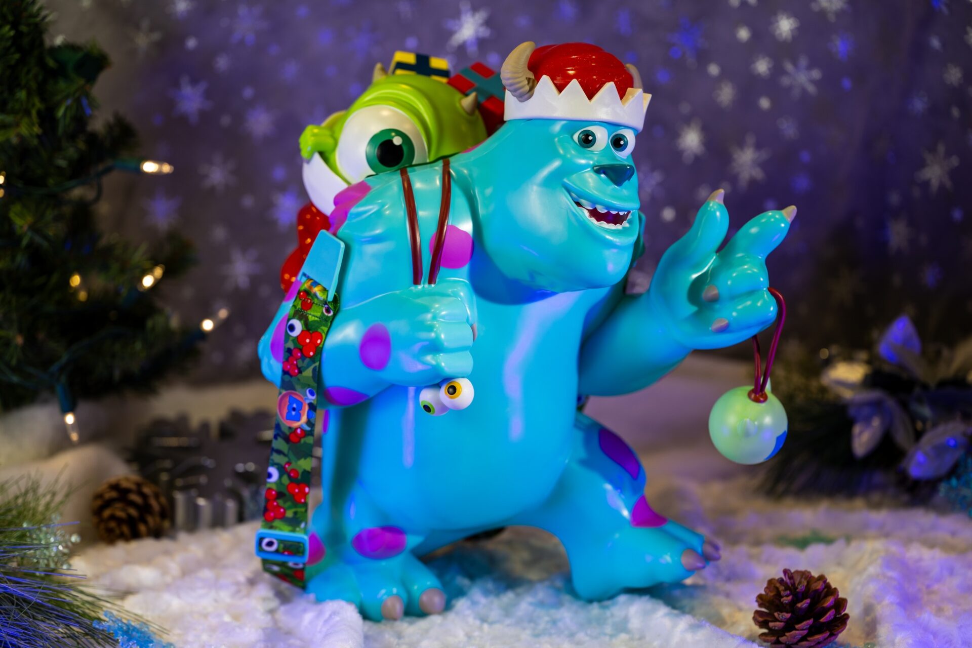 Christmas Popcorn Buckets and Drink Sippers at the Walt Disney World Resort
