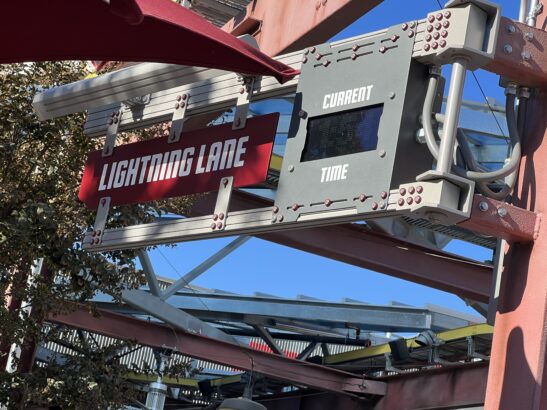 Lightning Lane Premier Pass Extends Booking Window at Disneyland