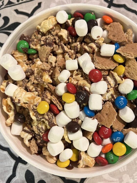 Specialty Popcorn at Main Street Confectionary: Disney Dining Review