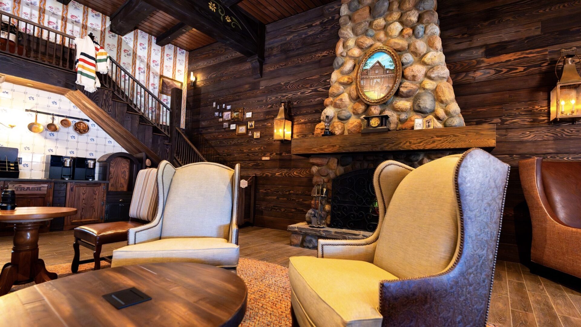First Look at New Magic Kingdom DVC Lounge – McKim’s Mile House