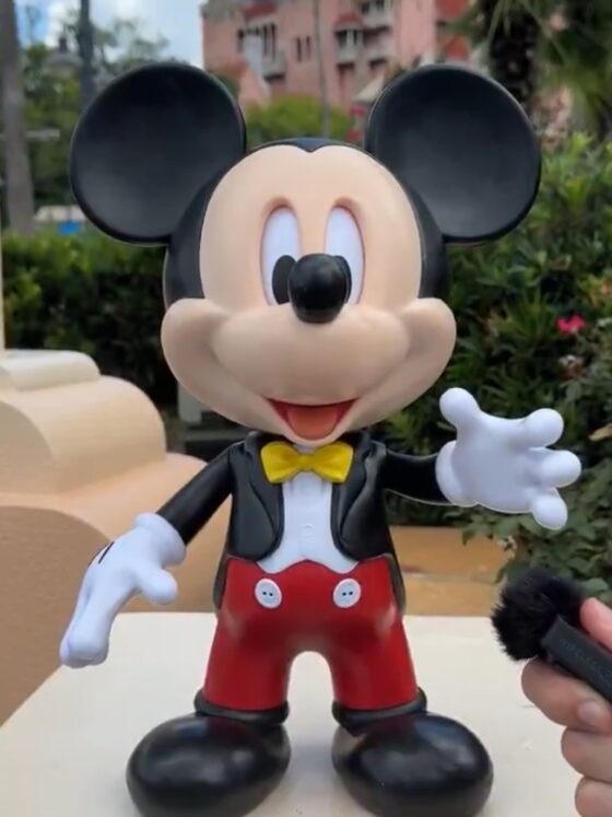 Talking Mickey Mouse Popcorn Bucket Debuts at Walt Disney World