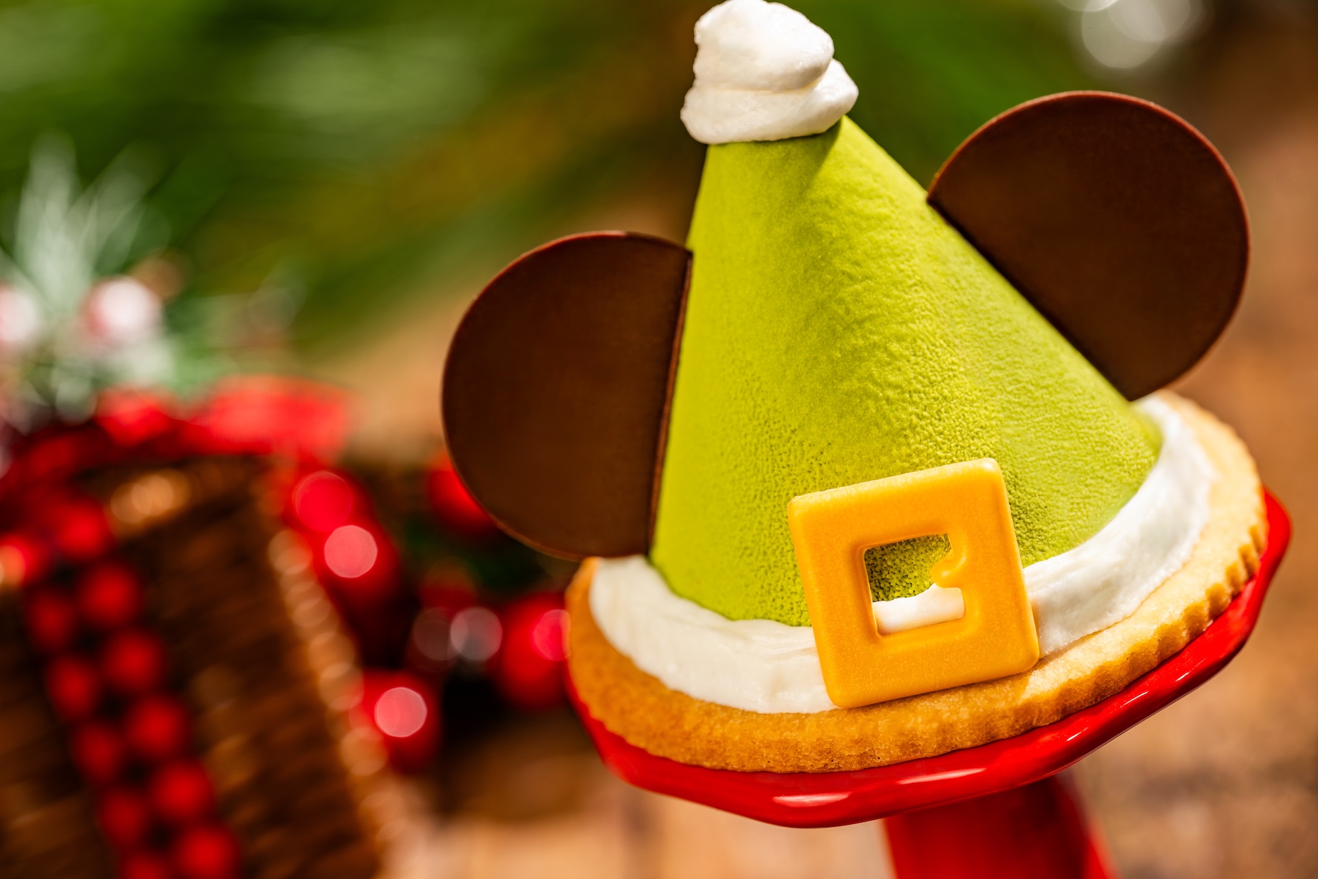 Mickey’s Very Merry Christmas Party 2026 Food Guide: New Holiday Treats & Returning Favorites