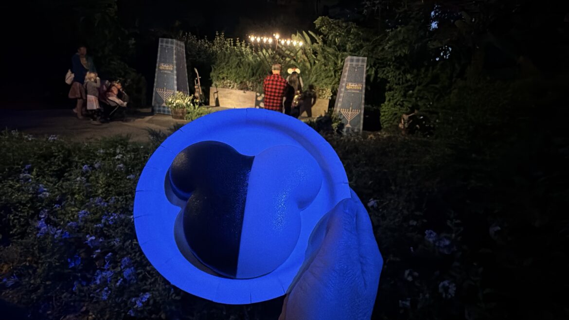 2025 EPCOT Cookie Stroll